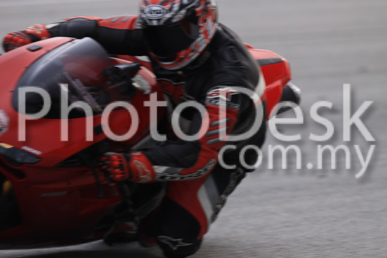 01_101029_00402_RevClubTrackDay