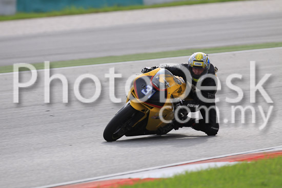 01_101029_00403_RevClubTrackDay