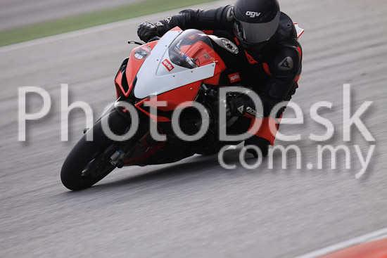 01_101029_00410_RevClubTrackDay