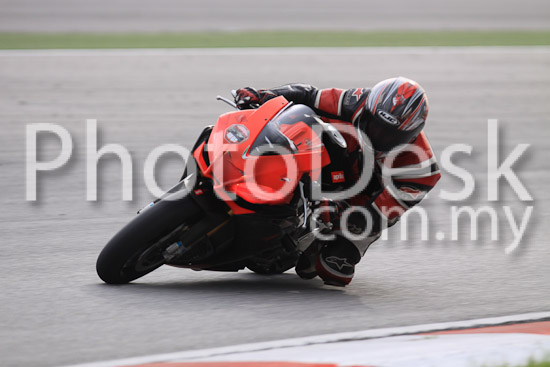 01_101029_00445_RevClubTrackDay
