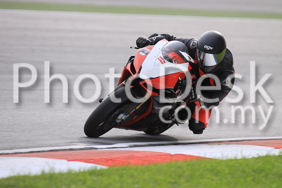 01_101029_00453_RevClubTrackDay