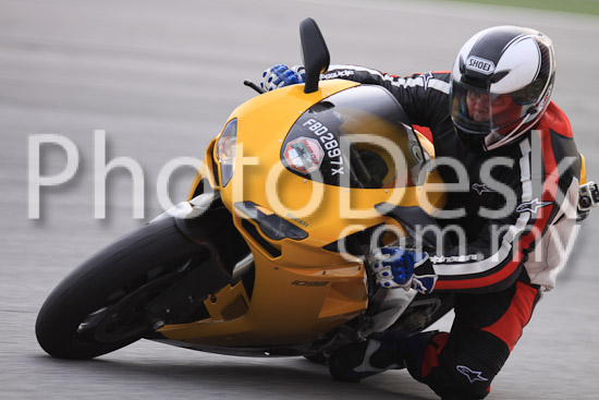01_101029_00496_RevClubTrackDay
