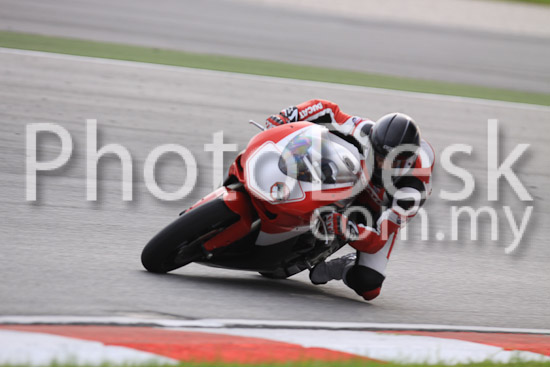01_101029_00497_RevClubTrackDay