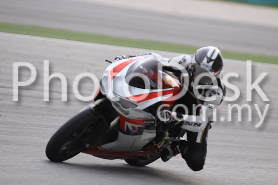 01_101029_00501_RevClubTrackDay