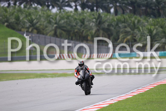 01_101029_00508_RevClubTrackDay