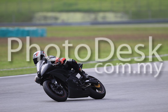 01_101029_00512_RevClubTrackDay