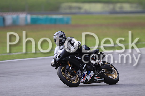 01_101029_00517_RevClubTrackDay