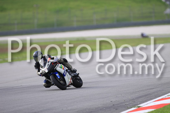 01_101029_00546_RevClubTrackDay
