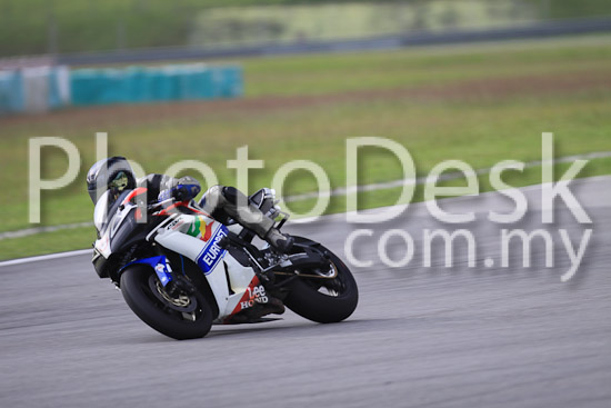 01_101029_00547_RevClubTrackDay
