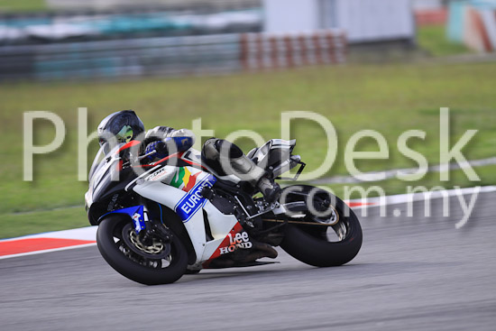 01_101029_00549_RevClubTrackDay