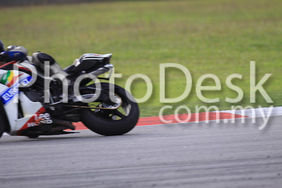 01_101029_00551_RevClubTrackDay