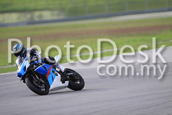 01_101029_00562_RevClubTrackDay