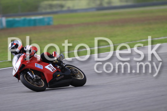 01_101029_00564_RevClubTrackDay