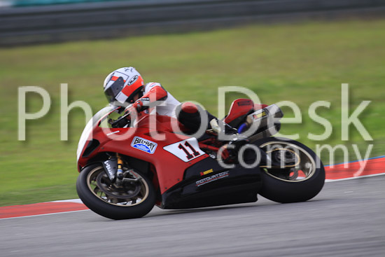01_101029_00567_RevClubTrackDay