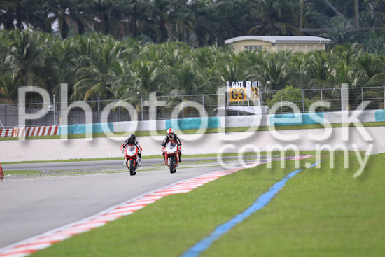 01_101029_00570_RevClubTrackDay