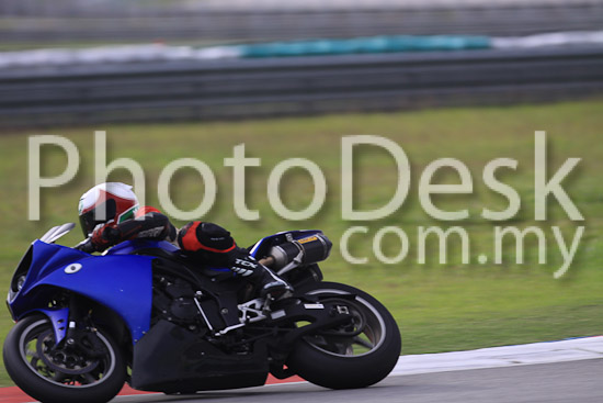 01_101029_00597_RevClubTrackDay