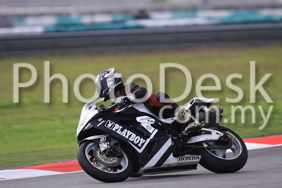 01_101029_00602_RevClubTrackDay