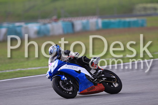 01_101029_00605_RevClubTrackDay