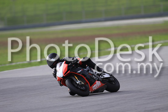 01_101029_00613_RevClubTrackDay