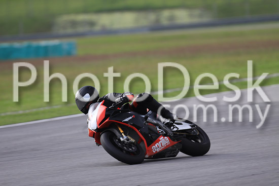 01_101029_00614_RevClubTrackDay