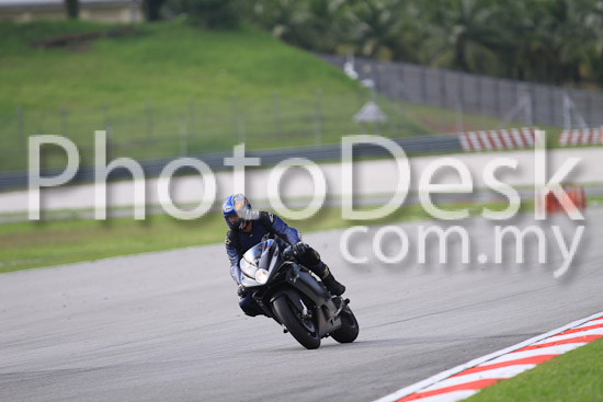 01_101029_00641_RevClubTrackDay