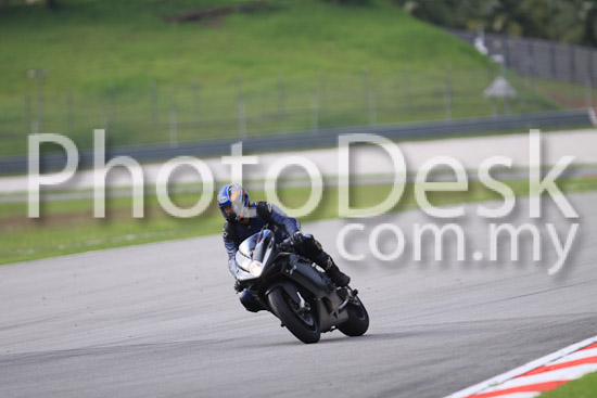 01_101029_00642_RevClubTrackDay