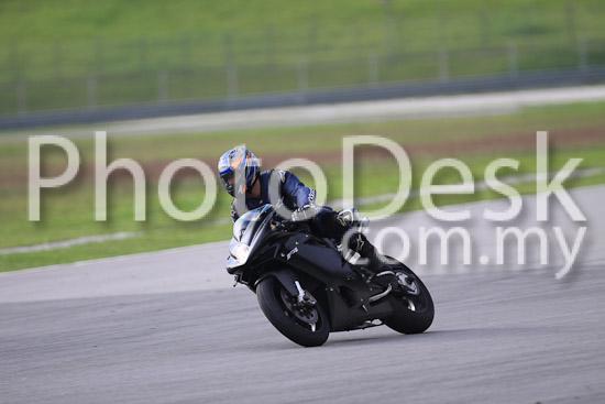 01_101029_00644_RevClubTrackDay