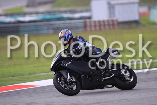 01_101029_00647_RevClubTrackDay