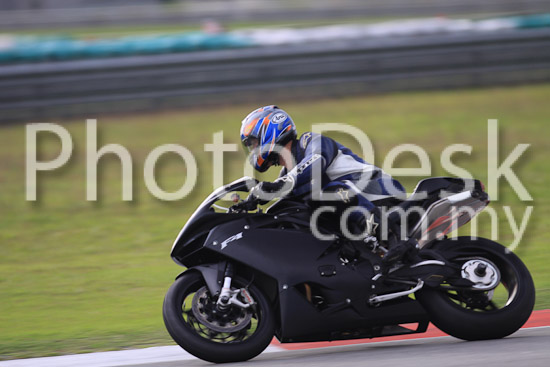 01_101029_00649_RevClubTrackDay