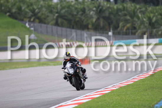 01_101029_00662_RevClubTrackDay