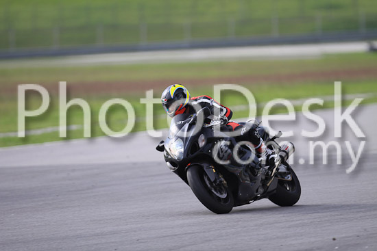 01_101029_00665_RevClubTrackDay