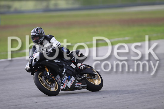 01_101029_00673_RevClubTrackDay