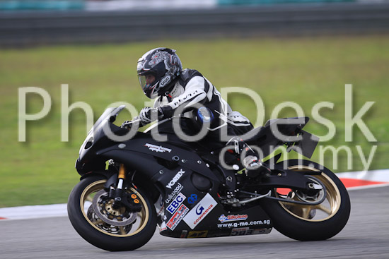 01_101029_00677_RevClubTrackDay