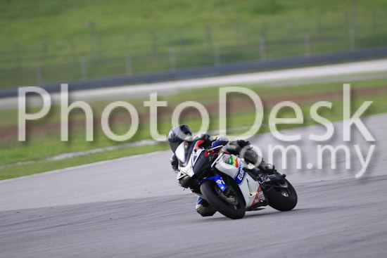 01_101029_00700_RevClubTrackDay