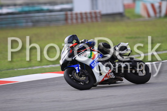 01_101029_00701_RevClubTrackDay