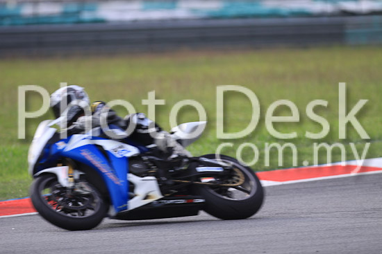 01_101029_00708_RevClubTrackDay
