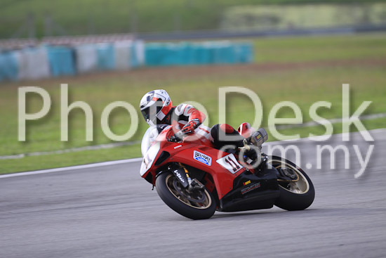 01_101029_00710_RevClubTrackDay