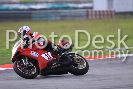 01_101029_00712_RevClubTrackDay