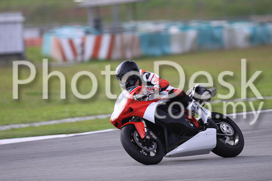 01_101029_00716_RevClubTrackDay
