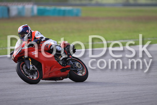01_101029_00722_RevClubTrackDay