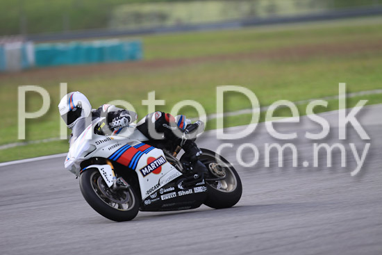 01_101029_00729_RevClubTrackDay