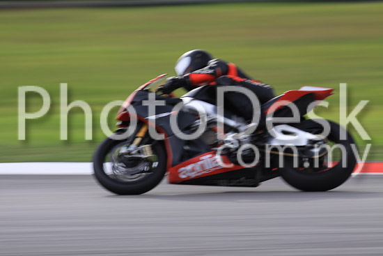01_101029_00750_RevClubTrackDay