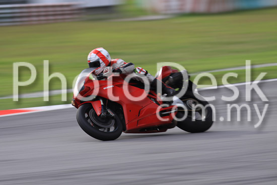 01_101029_00754_RevClubTrackDay