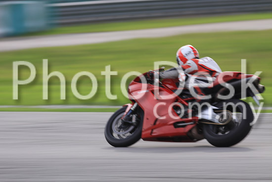 01_101029_00762_RevClubTrackDay