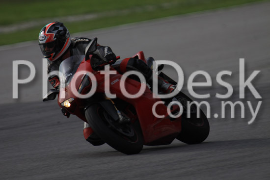 01_101029_00763_RevClubTrackDay