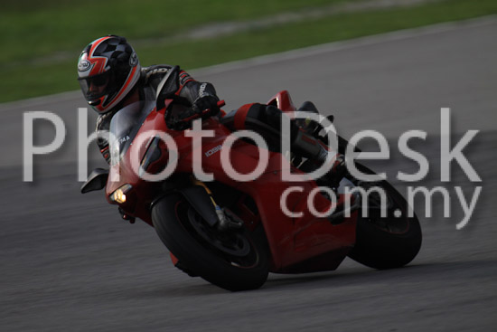 01_101029_00764_RevClubTrackDay