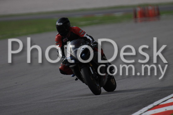 01_101029_00766_RevClubTrackDay