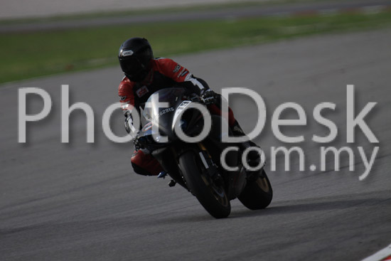01_101029_00767_RevClubTrackDay