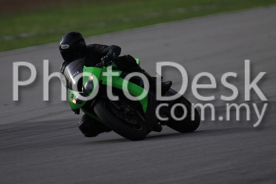 01_101029_00772_RevClubTrackDay