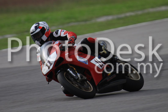 01_101029_00784_RevClubTrackDay